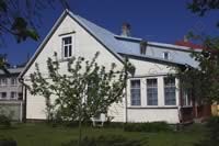 Holiday Cottage  Karja III